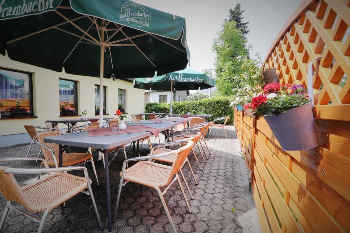 Hotel "Zum Einsiedler" Deutschneudorf Екстериор снимка