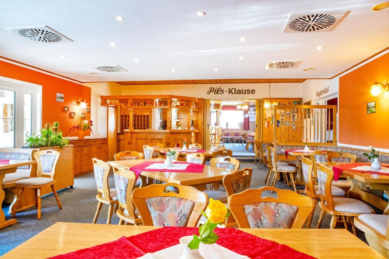 Hotel "Zum Einsiedler" Deutschneudorf Екстериор снимка