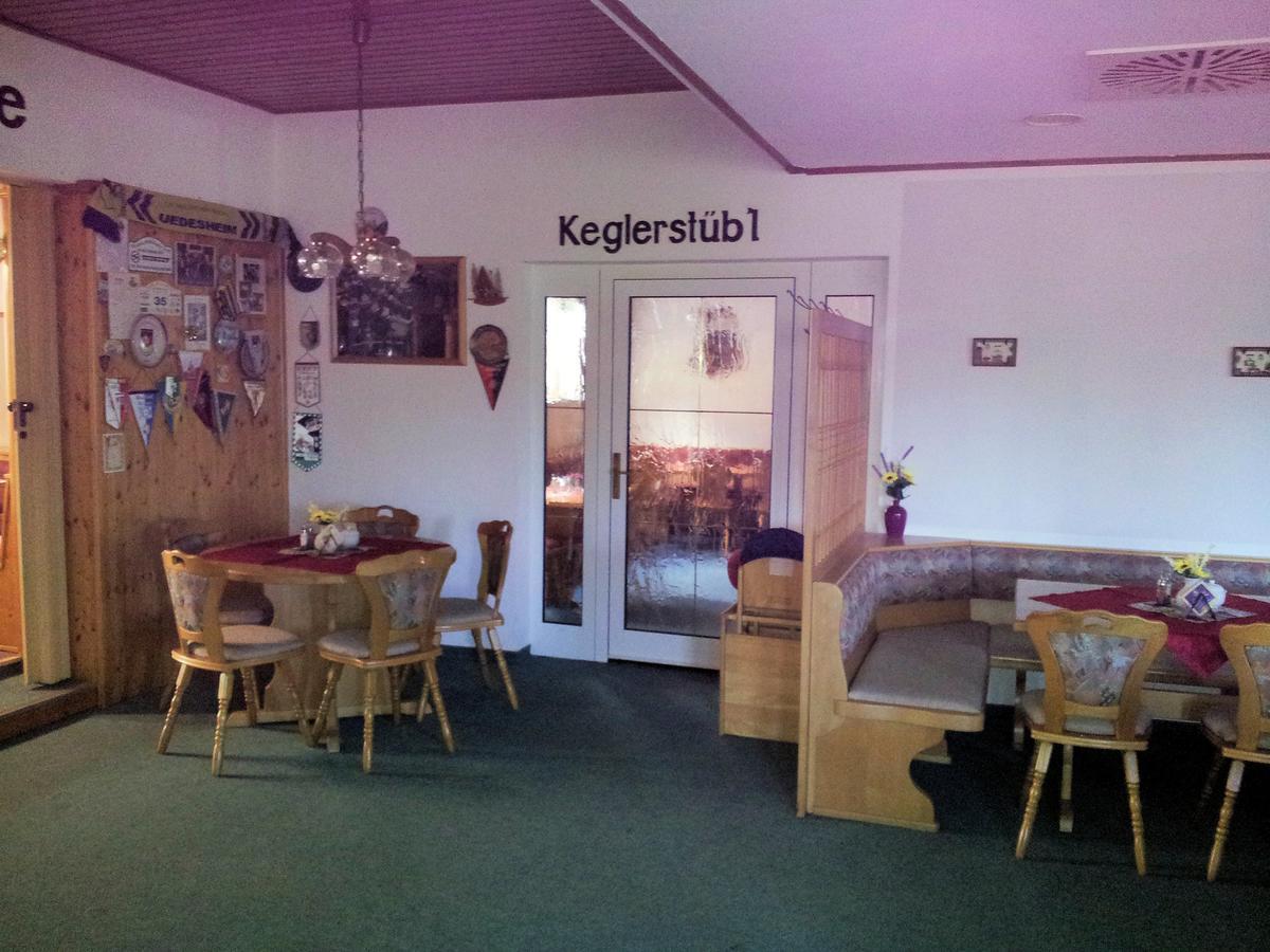 Hotel "Zum Einsiedler" Deutschneudorf Екстериор снимка